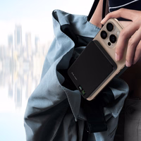 Blavec Išorinė baterija 5000mAh BJ-04 Itin Plona 7,8mm - Type C - 22,5W magnetinė Magsafe 3 in 1 (PBBJ04-MC5B) juoda stiklas