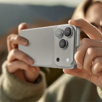 AmazingThing Safyro kameros stiklas skirtas iPhone 17 Pro / Pro Max - su juodu rėmu