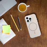 Blizgus magnetinis dėklas telefonui, suderinamas su MagSafe, skirtas IPHONE 17 PRO MAX, baltas