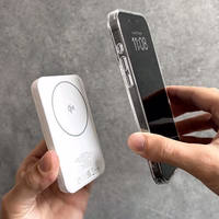 Išorinė baterija Puro Mag Plus 5000mAh 20W Qi2 suderinama su MagSafe 1x USB-C Power Delivery - balta