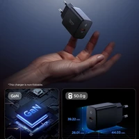 Spigen Essential EE201EU 1 jungties 20W sieninis įkroviklis juodas