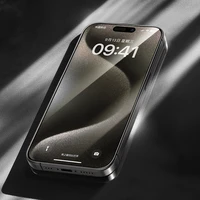 Apsauginis stiklas (m) Benks Arc Shield pilno dengimo iPhone 15 Pro - juodas (m)