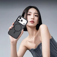 Rock Guard Touch Matinis Serijos Magnetinis Dėklas Iphone 17 juodas (metalinė objektyvo rėmelis)