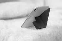 Laut Huex Folio dėklas su Apple Pencil laikikliu, skirtas iPad Pro 13" M4 (2024) – juodas