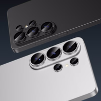 "Benks" grūdinto stiklo stiklas "Warrior Lens Protector" apsauginis stiklas kamerai, skirtas "Samsung Galaxy S26 Ultra" (objektyvas 5 vnt.), juodas