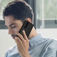 Tech-Protect piniginės dėklas telefonui Samsung Galaxy Z Fold 7 - juodas