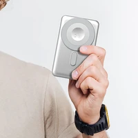 Dudao K29 10000mAh PD 20W Magnetinė išorinė baterija su metaliniu dėklu, stovu ir įmontuotais USB-C/Lightning kabeliais - pilka