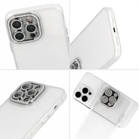 Dėklas fotoaparatui Iphone 13 Pro Max su skystais blizgučiais - skaidrus