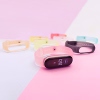 Silikoninis dirželis Xiaomi Mi Band 5 / 6 apyrankei - auksinis