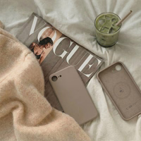 Tech-Protect Silikoninis MagSafe Dėklas for iPhone 16E / 17E - rudas