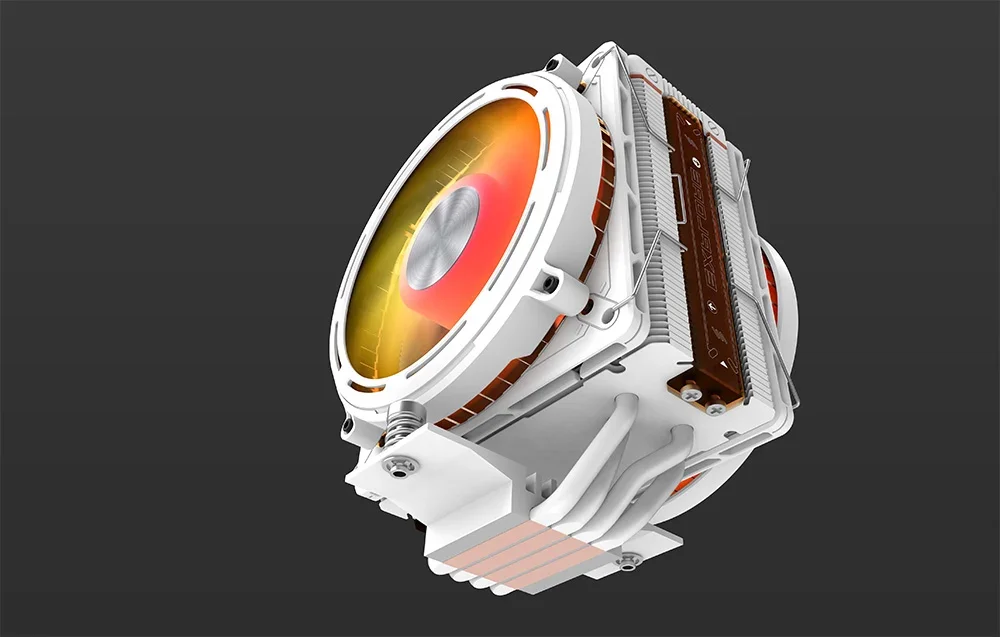 Baltas aktyvus aušintuvas iš apačios juodame fone